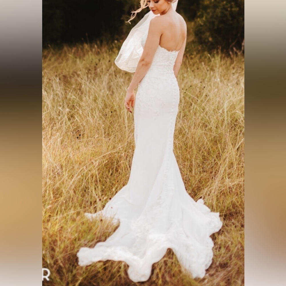 Pronovias Epico Wedding Dress & Veil Sz U. 0. Professionally cleaned & preserved - Picture 16 of 16
